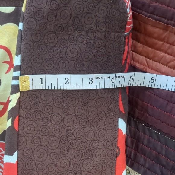 VINTAGE quilted floral tote wooden button closure inner pouches 2 strap handles - Picture 6 of 15